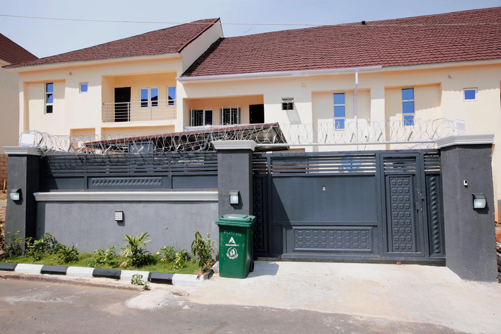 Queencasio Home